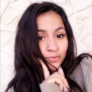 Meet your Posher, Alysia